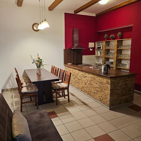 Apartmán U Sudu Kobylí Esterno foto