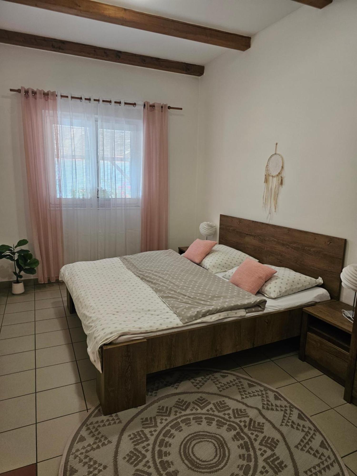 Apartmán U Sudu Kobylí Esterno foto